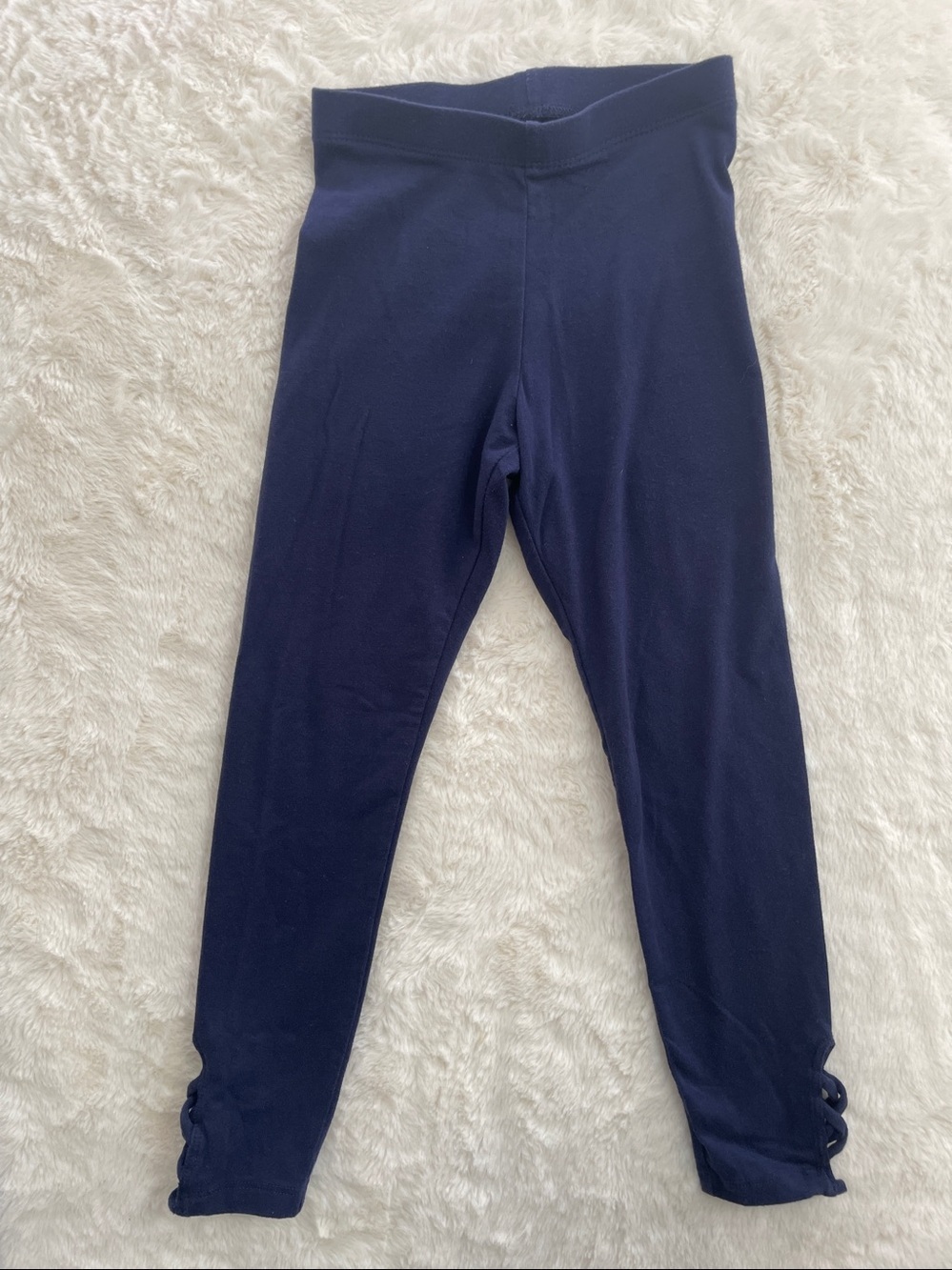 SALE! 50% Off Old Navy Kids Blue Knit Leggings with Lattice Hem Size S (6-7)